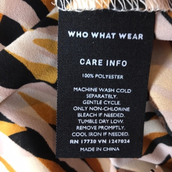WHO WHAT WEAR Animal Print Blouse Top sz S - Picture 8 of 9